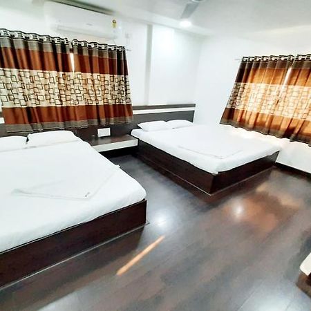 Hotel United House Shirdi Εξωτερικό φωτογραφία